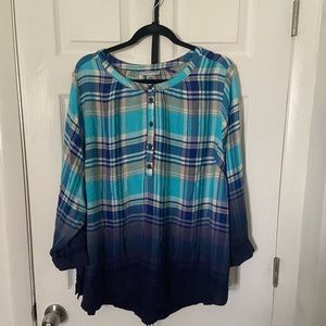 Catherine’s ombré plaid 2XP blouse💙🤍